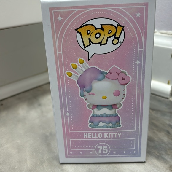 Funko Pop! Hello Kitty 50th Anniversary Diamond Collection. - Picture 5 of 5
